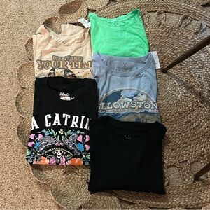 Bundle of 5 2X womens tees